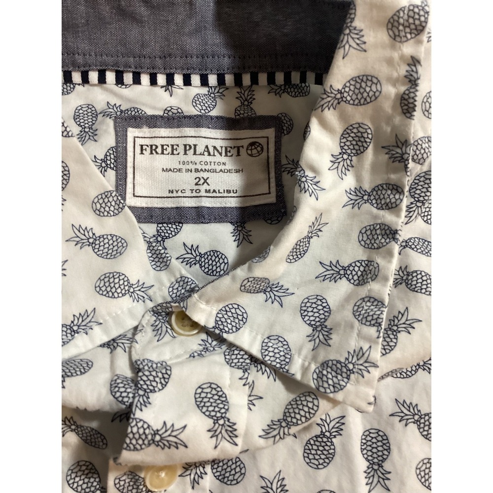Free Planet Mens 2X Short Sleeve Button Up White Pineapple Print Casual (883) - Picture 3 of 6